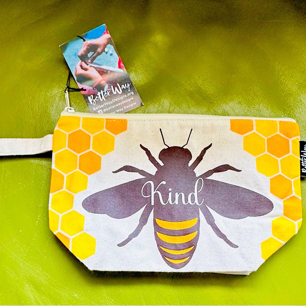 NWT Better Way Designs pouch bag.